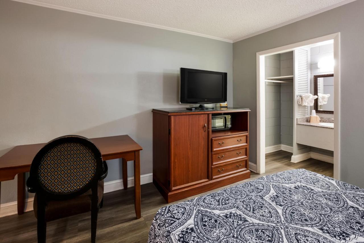 Knights Inn Fayetteville - Fort Bragg Экстерьер фото
