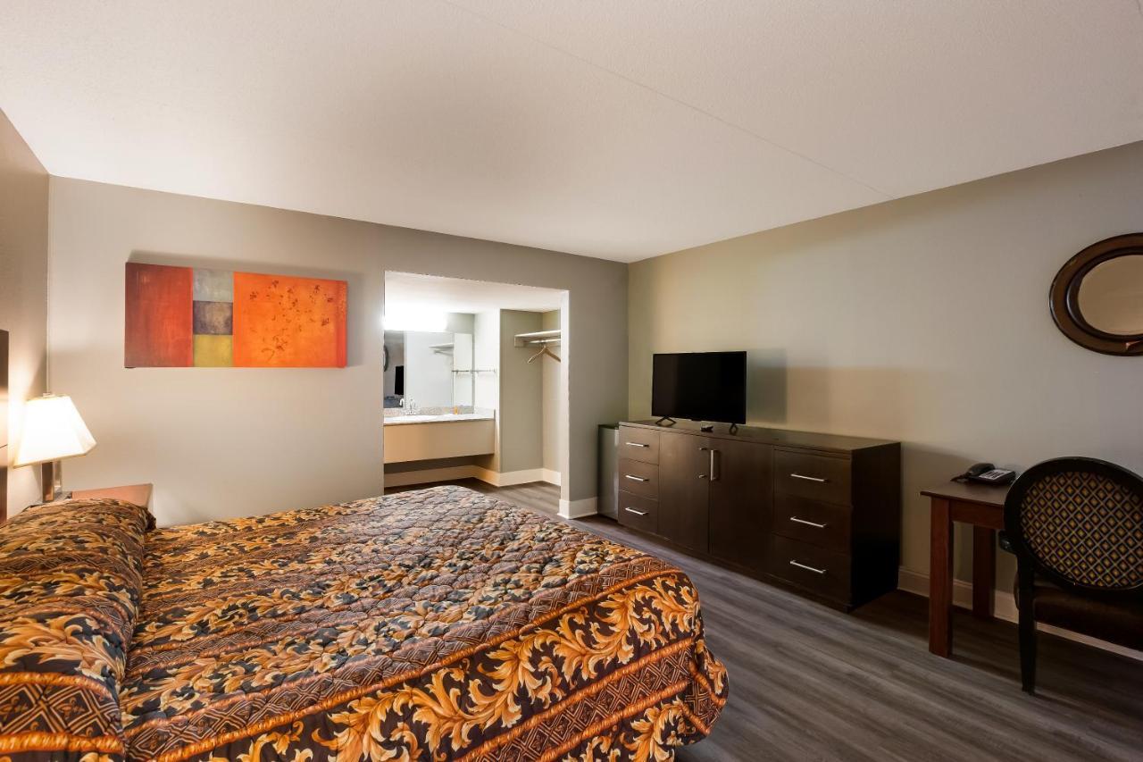 Knights Inn Fayetteville - Fort Bragg Экстерьер фото