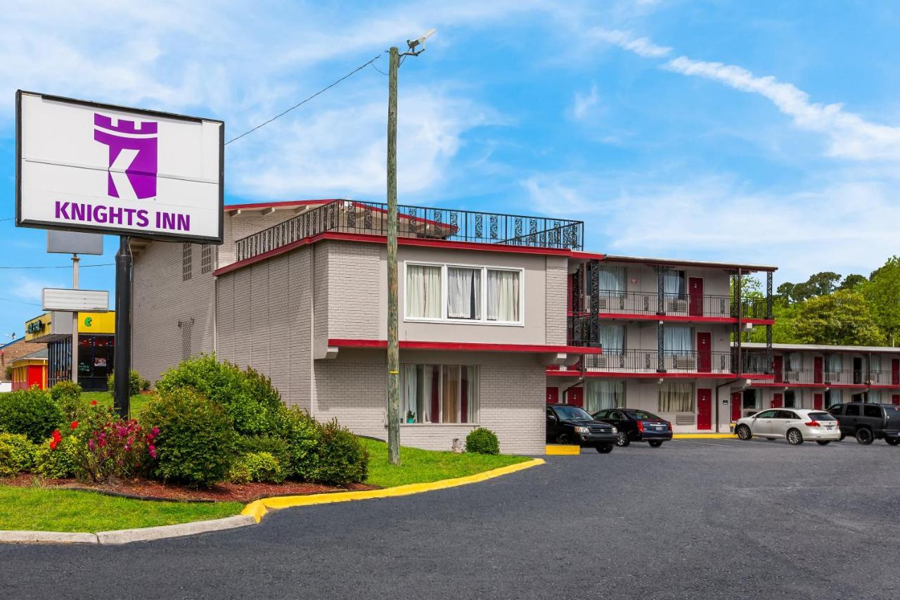 Knights Inn Fayetteville - Fort Bragg Экстерьер фото